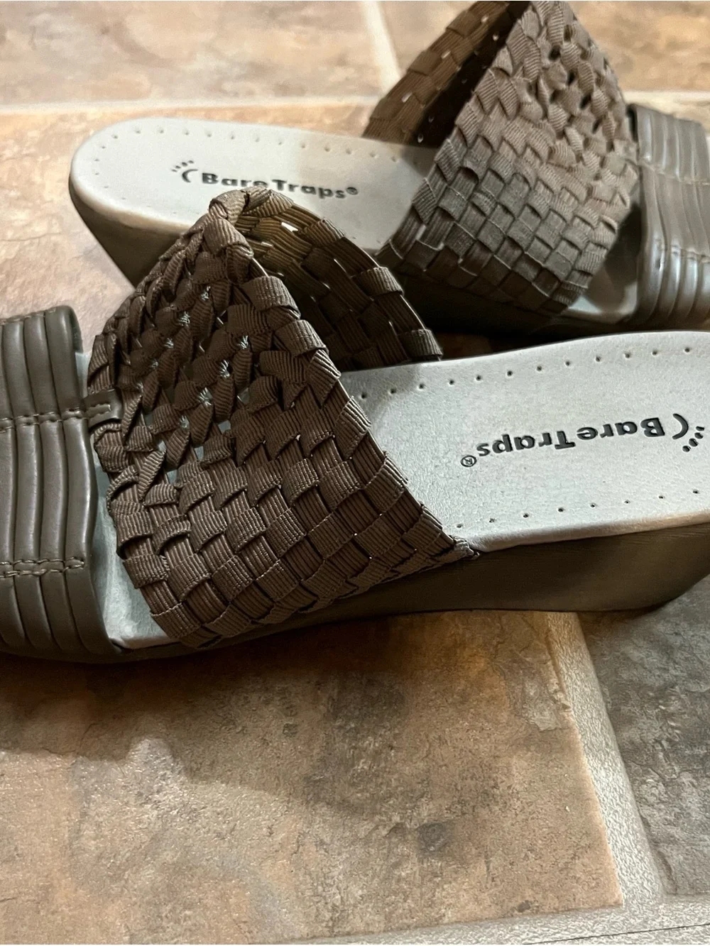 BareTraps Brown Woven Slide Sandals